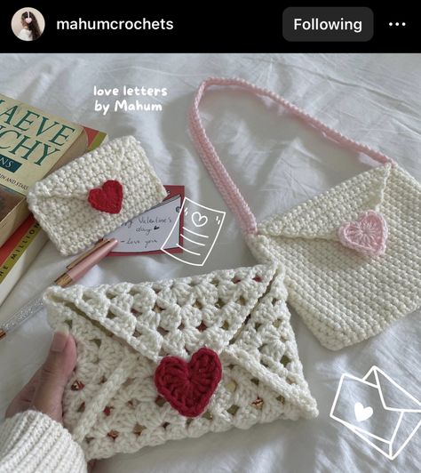 Love Letter Crochet, Love Letter Book Sleeve, Small Crochet Gifts, Crochet Book Cover, Envelope Book, Crochet Letters, Heart Envelope, Style Tutorial, Crochet Fairy