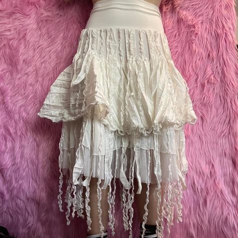 JELLY FISH SKIRT!!!
so zany 
Cream tentacle skirt... - Depop Jellyfish Skirt, Fish Skirt, Clothes Reference, Jelly Fish, Elastic Waist Skirt, Ruffle Skirt, Jellyfish, Waist Skirt, Jelly