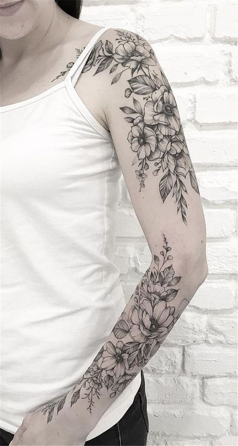 45 Gorgeous And Stunning Sleeve Floral Tattoo To Make You Stylish - Page 9 of 45 - Women Fashion Lifestyle Blog Shinecoco.com Sleeve Floral Tattoo, Tattoos Masculinas, Front Shoulder Tattoos, Floral Tattoo Sleeve, Floral Tattoo Design, Shoulder Tattoos For Women, Stylist Tattoos, Classy Tattoos, Best Sleeve Tattoos