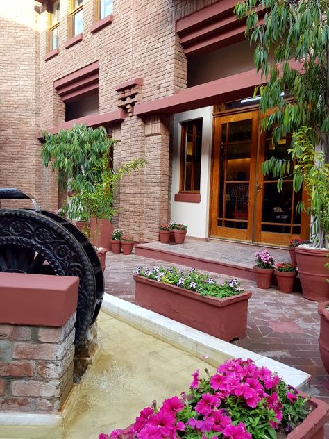 Faisalabad Serena Hotel Serena Hotel, Hotel Meeting, Central Business District, Guest Services, Clock Tower, Brick House, Luxury Hotel, Patio, Hotel