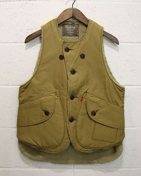 #anachronorm hunting vest Men's Hunting Clothing, Vest With Collar, British Style Men, Hunting Vest, Country Wear, Hunting Jackets, Hunting Clothes, Workwear Fashion, Blazer Vest