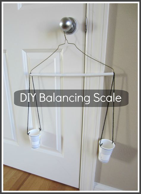 Relentlessly Fun, Deceptively Educational: DIY Balancing Scale. Awesome, cheap,and easy for incorporating math and science in the classroom. Such a fun tool that can be used for a check-in activity, small group activity, or science/ math center. The ideas are endless! Balancing Scale, Pre-k Science, Science Experience, Preschool Centers, Math Measurement, Kids Science, Math And Science, Preschool Science, Homeschool Math