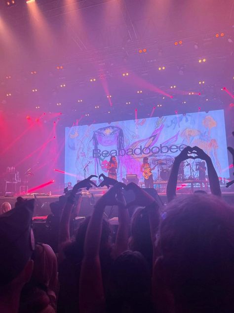 concert beabadoobee Beabadoobee Concert Aesthetic, Beabadobee Concert, Beabadoobee Summer, Aesthetic Beabadoobee, Beabadoobee Music, Beabadoobee Concert, Beabadoobee Aesthetic, Concert Signs, Future Concert