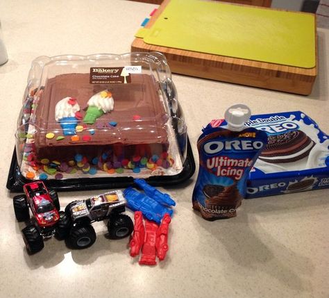 Monster Truck Concession Stand, Diy Monster Truck Cake, Birthday Cake Monster Truck, Cake Monster Truck, Monster Jam Birthday Cake, Monster Jam Cake, Monster Truck Birthday Cake, Truck Birthday Cake, Monster Truck Jam