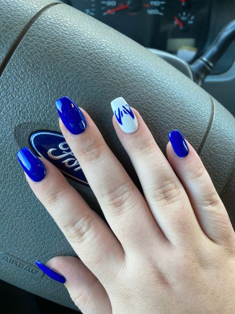 Ahsoka Nails Designs, Ahsoka Nail Art, Star Wars Nail Designs, Ahsoka Tano Nails, Ahsoka Nails, Ahsoka Tano Inspired Nails, Captain Rex Tattoo Ideas, Star Wars Acrylic Nails, Star Wars Nails Simple