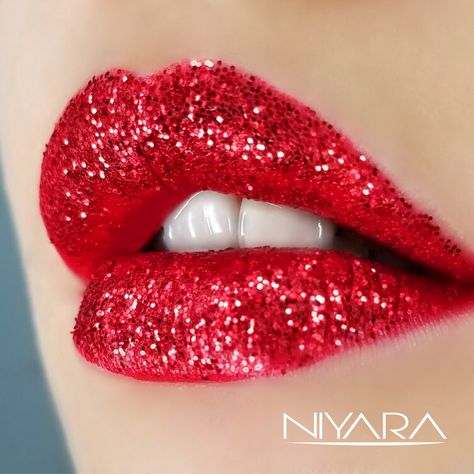 Red Glitter Lipstick, Lips Products, Lip Scrub Recipe, Bright Red Lipstick, E.l.f. Cosmetics, Metallic Lips, Beautiful Lipstick, Dragon Girl, Bite Beauty