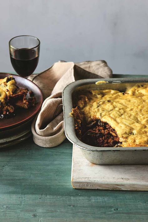 Lentil Shepherds Pie, Lentil Ragu, Vegan Moussaka, Vegan Casseroles, Vegetarian Curry Recipes, Moussaka Recipe, Tasty Vegan Recipes, Cookbook Shelf, Vegetable Stock Cubes