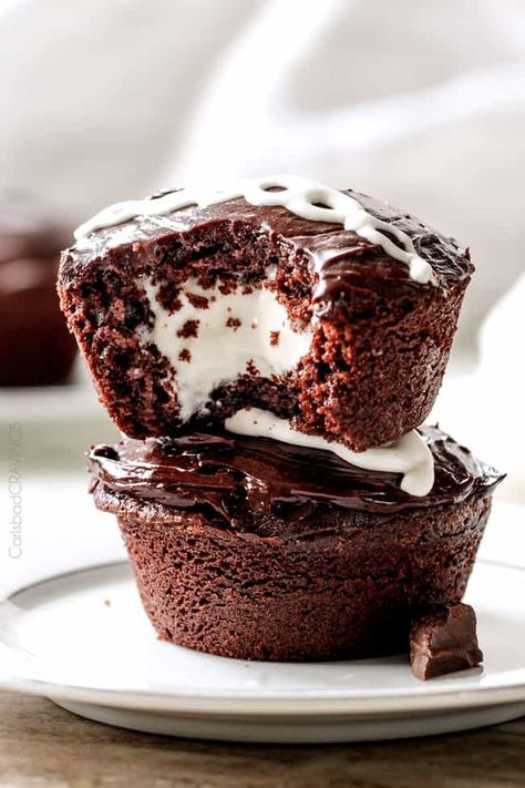 Ding Dong Cupcakes, Easy Meal Plan, Chocolate Cupcakes Moist, Fun Cupcake Recipes, Decadent Chocolate Desserts, Carlsbad Cravings, Ding Dong, Yummy Cupcakes, Fun Cupcakes