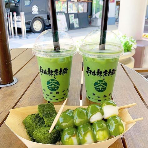 Matcha Dessert, Kefir Recipes, Bubble Tea Shop, Snack Cake, Greens Recipe, Matcha Green Tea, Kefir, Food Obsession, Cafe Food