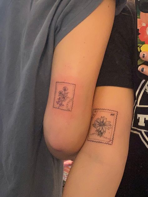 Tattoos Classy, Square Tattoo, Fine Line Tattoo Ideas, Line Tattoo Ideas, Stamp Tattoo, Small Girly Tattoos, Circle Tattoos, Handpoke Tattoo, Elbow Tattoos