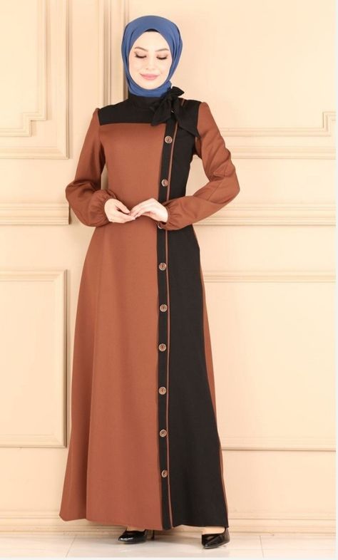 Gamis Simple, Muslim Women Fashion, Muslim Fashion Dress, Muslim Dress, Abaya Designs, Fashion Materials, African Design Dresses, Abayas Fashion, Abaya Fashion