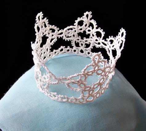 Crown Headdress, Fabric Stiffener, Lace Crowns, Bride Crown, Tatting Jewelry, Needle Tatting, Yarn Thread, Tatting Lace, Tatting Patterns