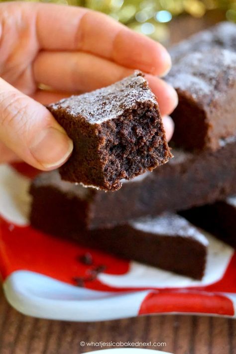 Chocolate Shortbread Cookies Recipes, Chocolate Shortbread, Chocolate Shortbread Cookies, Shortbread Recipe, Food Aesthetics, Shortbread Recipes, Salted Chocolate, Biscuit Cookies, Shortbread Cookies