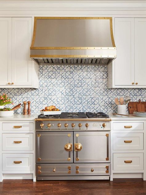 Le Cornue Range, Tile In The Kitchen, Cornue Range, Range Stove, Inset Cabinets, Classic White Kitchen, Delft Tiles, U Shaped Kitchen, White Quartz Countertop