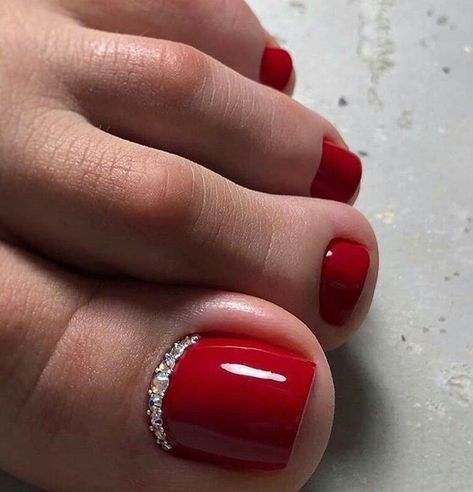 Red Toenails, Feet Nail Design, Pedicure Designs Toenails, Pedicure Nail Designs, Gel Toe Nails, Acrylic Toe Nails, Toe Nail Color, Pretty Toe Nails, Summer Toe Nails