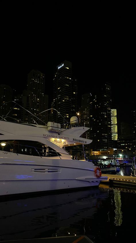 Yatch Pics Aesthetic, City Night Aesthetic, Money Buys Happiness, Nightclub Aesthetic, Luxury Boat, House Of Balloons, Dubai Aesthetic, Scenic Wallpaper, Beyond The Sea