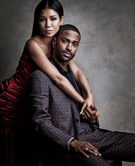 Big Sean And Jhene, Pose Portrait, Engagement Pictures Poses, Studio Poses, Afrikaanse Mode, Couples Engagement Photos, Portrait Photos, Engagement Photo Poses, Couple Photoshoot Poses