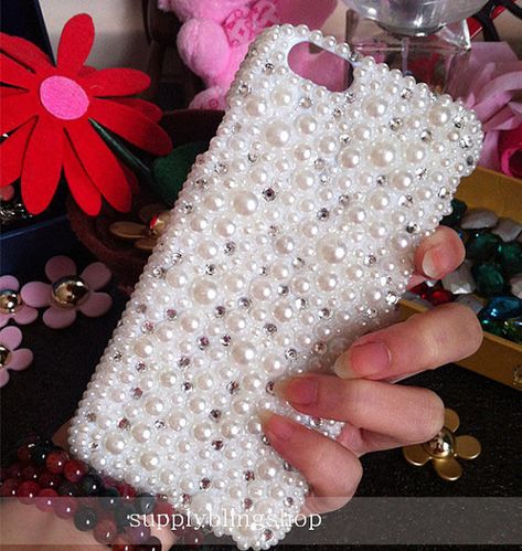 New Girly Bling Cute Assorted Sparkly Full by Supplyblingsshop Bling Phone Cases Diy, Bedazzled Phone Case, Cell Phone Cases Diy, Sparkle Phone Case, Phone Case Diy Paint, Diy Phone Case Design, Crystal Phone Case, Made Accessories, Bling Phone Cases