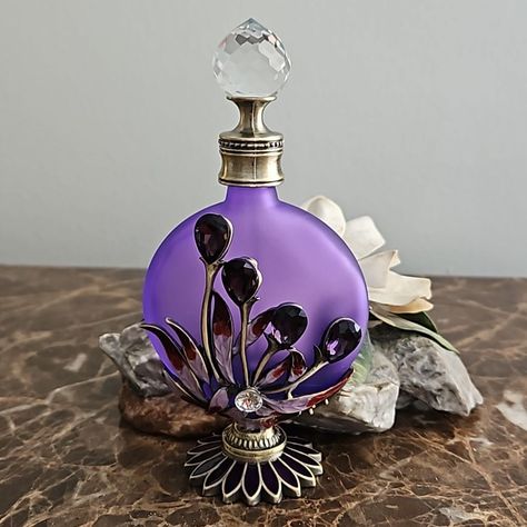 Nwot Beautiful Purple Glass Perfume Bottle Decorated With Purple Glass Flower Stones And Screw Off Top. Purple Decor, Glass Perfume Bottle, Purple Glass, Perfume Bottle, See Picture, Bottles Decoration, Color Purple, Stone Color, Screw