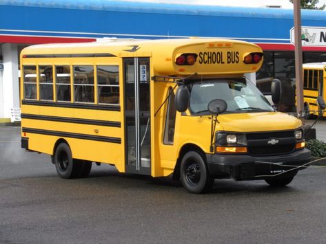 Where to Buy Used School Bus (Updated For 2022) - Glampin' Life School Bus For Sale, Camping Colorado, Used Bus, Yellow School Bus, Short Bus, Buses For Sale, School Bus Conversion, Bus Life, Bus Conversion