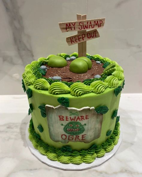 Ashley’s Sweets & Treats | Shrek birthday theme cake! #shrekcake #getoutmyswamp #torontobaker #smallbusinesssupport #greencake #shrekmemes #shrekisloveshrekislife... | Instagram Shrek Bday Party, Ice Spice Cake, Shrek Desserts, Shrek Food, Shrek Birthday Cake, Shrek Birthday Party, Shrek Birthday, Shrek Cake, Shrek Party