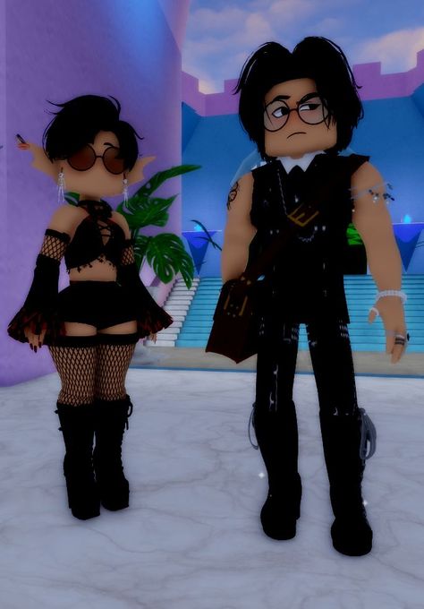 Royale High Roblox Outfits, Roblox Royale High Outfits, Royale High Outfits, Gambling Art, Roblox Royale High, Kpop Nails, Emo Outfit, Royal High Outfits Ideas Cheap, Roblox Emo Outfits