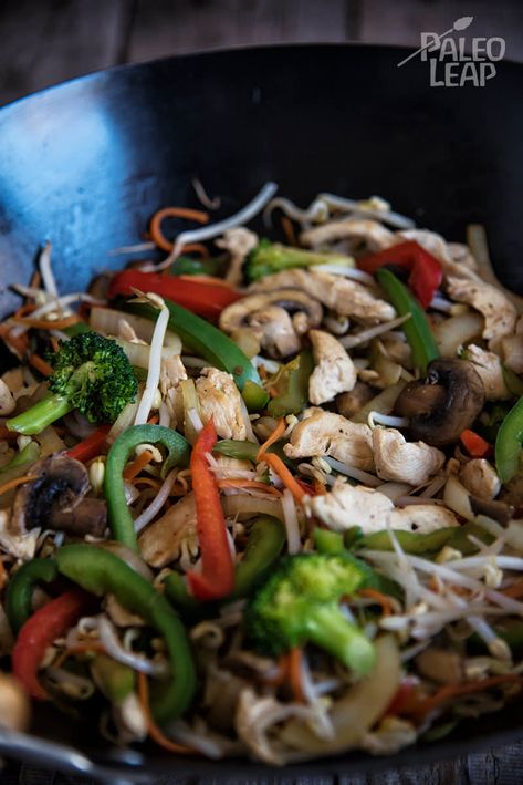 Recipes Stir Fry, Paleo Stir Fry, Asian Stir Fry Sauce, Chicken Vegetable Stir Fry, Bean Sprout Recipes, Stir Fry Chicken, Homemade Stir Fry Sauce, Vegetable Stir Fry Recipe, Homemade Stir Fry