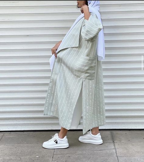 Iranian Fashion, Persian Fashion, Mode Kimono, Blouse Casual Fashion, Iranian Women Fashion, Hijabi Fashion Casual, Mode Abaya, Linen Fashion, Modesty Fashion