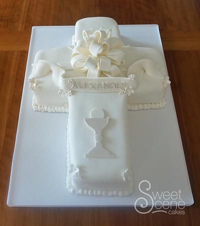 Cross First Communion Cake Boy Communion Cake, Comunion Cake, Bible Cake, Cake Paris, First Holy Communion Cake, Cross Cake, Holy Communion Cakes, Cross Cakes, Religious Cakes