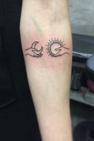 Tattoo Band, Sun And Moon Tattoo, Tattoos Meaningful, Tattoos Infinity, Small Forearm Tattoos, Moon Designs, Moon Tattoo Designs, The Sun And Moon, Inspiration Tattoos