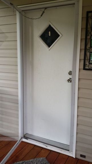 Add character to a plain door for under $30 of molding. Enjoy Before Design layout Glue and nail molding Paint Mobile Home Doors Exterior, Mobile Home Front Door Ideas, Mobile Home Door Makeover, Mobile Home Front Door, Cheap Cabin, Remodel Trailer, Single Wide Remodel, Mobile Home Doors, Double Wide Mobile Home