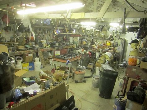 prop, costuming, propmaking, moldmaking, armor, costume, science fiction, navy, travel, star wars, halo, ironman, shawn thorsson, ed209, tutorial, tit Artist Workspace, Cleaning And Organizing, Tool Rack, Creative Workspace, Work Bench, Wood Shop, Workbench, Tool Box, Creative Work