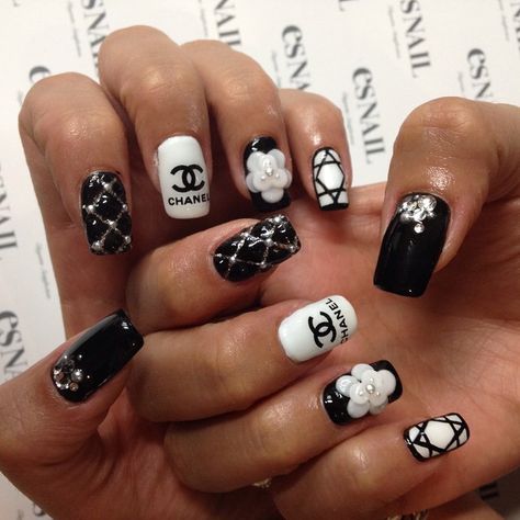 Chanel Cute Chanel Nails, Dolce And Gabbana Nails, Chanel Nails Design Classy, Coco Chanel Nails Design, Coco Chanel Nails, Chanel Inspired Nails, Chanel Nail Art, Chanel Nails Design, Nail 2024