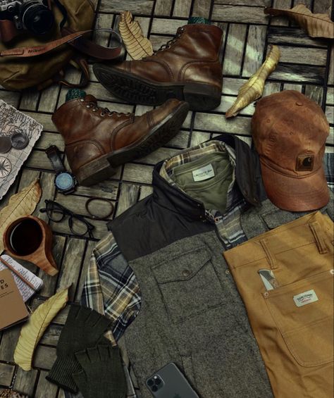 Rugged workwear flatlay outdoorstyle menfashion leatherboots carpenter journey adventure lumberjack Rugged Aesthetic, Aesthetic Photography, Work Wear, Photography