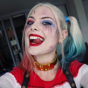 An oldie but a goodie Here is a selfie I took all the way back at Brisbane Supanova Such a big month ahead but I'm so excited Who… Laura Gilbert, Creepy Halloween Costumes, Harley Quinn Halloween, Harley Quinn Drawing, Margot Robbie Harley Quinn, Margot Robbie Harley, Harley Quinn Comic, Dc Cosplay, Joker Harley