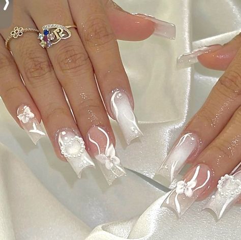 White Nails With Decorations, Full White Nails With Designs, White Detailed Nails, White 2000s Nails, Cute Nails White Design, Princess Wedding Nails, Graduation White Nails, Grad Nails White, Vacation White Nails