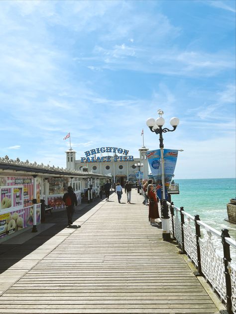 Brighton England Aesthetic, Uk Beach Aesthetic, England Beach Aesthetic, Seaside Town Aesthetic, Brighton Aesthetic, Brighton England Photography, Uk Beaches Aesthetic, Brighton Beach Aesthetic, Brighton London