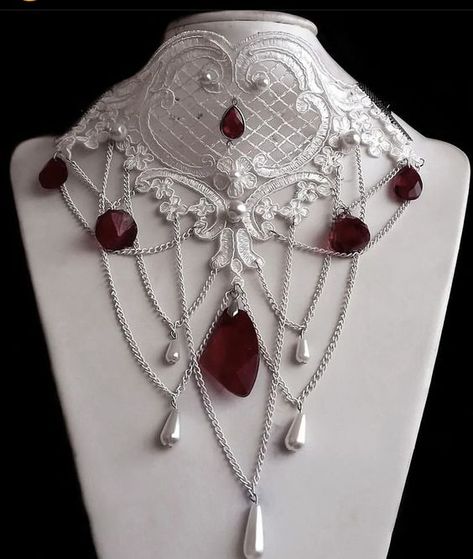 Victorian Accessories Aesthetic, Gothic Vampire Jewelry, Vampire Aesthetic Jewelry, Victorian Vampire Aesthetic Outfit, Gothic Vampire Aesthetic Outfit, Vampire Headpiece, Vampire Aesthetic Outfit, Vampire Accessories, Vampire Jewelry