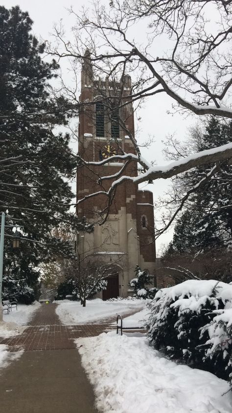 Beaumont Tower #MSU East Lansing, MI Msu Spartans Aesthetic, Msu Aesthetic, Insta Replies, University Manifestation, Spotify Art, East Lansing Michigan, College Vision Board, Msu Spartans, Romanticizing School