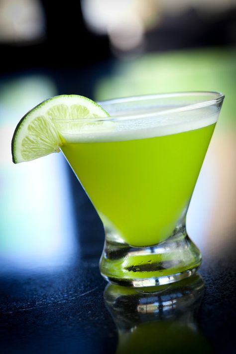 Key Lime Moto- Absolut Vanilla Vodka, Malibu Coconut Rum, Midori Melon Liqueur, Pineapple Juice, Sweet & Sour, Lime Juice Achiote Recipes, Rizzoto Recipes, Beltane Recipes, Syrian Recipes, Absolut Vanilla, Surimi Recipes, Ciroc Recipes, Crohns Recipes, Midori Melon