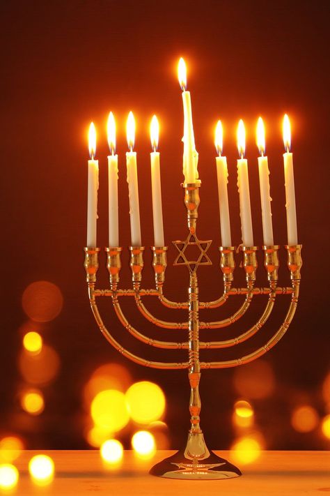 History Of Hanukkah, Sims Apartment, Bon Sabbat, Jewish Pride, Jewish Candle, Fairmont Mayakoba, Jewish Christmas, Happy Hannukah, Diy Hanukkah