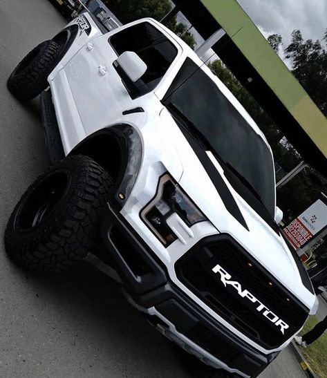 Ford Raptor Lifted, Ford Raptor Truck, Raptor Ford, Raptor Truck, Custom Lifted Trucks, Ford Trucks F150, Trucks Lifted Diesel, Ford 4x4, Lifted Chevy