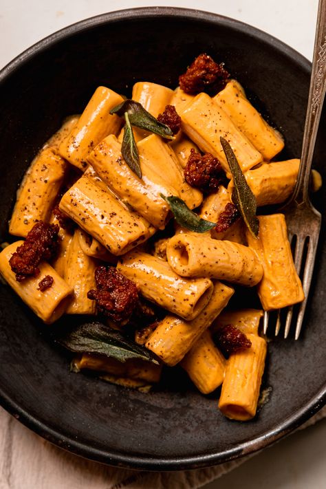 Butternut Squash Pasta With Sausage, Vegan Butternut Squash Pasta, Butternut Squash Vegan, Butternut Squash Pasta Sauce, Fried Sage, Butternut Squash Sauce, Vegan Butternut Squash, Vegetarian Sausages, Veggie Sausage