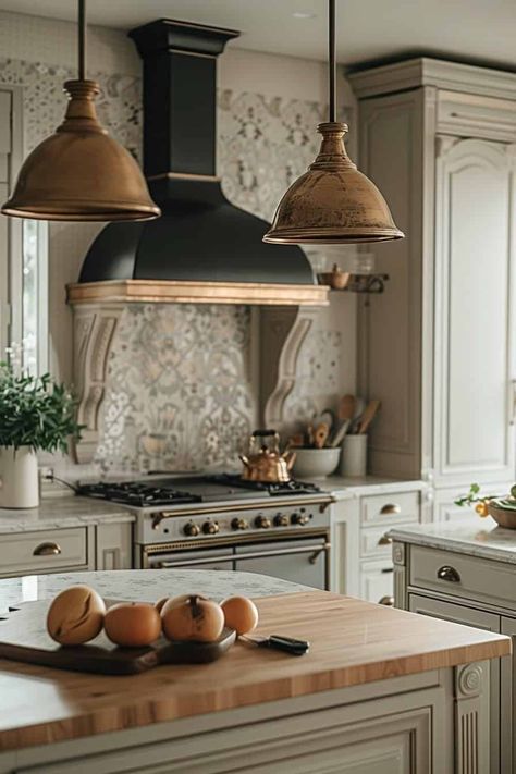 French Cottage Kitchens, French Country Kitchen Colors, Rustic French Kitchen, French Kitchen Design, French Cottage Kitchen, French Inspired Kitchen, French Country Interior Style, Provence Kitchen, European Kitchen Design