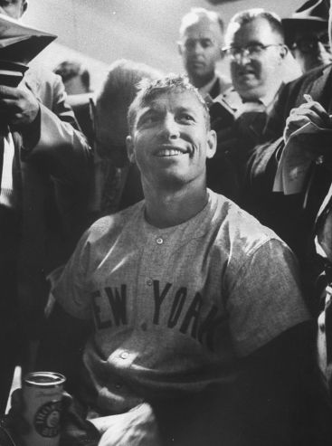 LIFE With Mickey Mantle: Glory and Pain | LIFE.com 70s Baseball, Old Baseball Photos, Walt And Mickey Statue, The Mick, Baseball Vintage, Baseball World Series, 1960s Baseball, Mickey Mantle, Damn Yankees