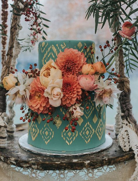 Orange Wedding Cake, Spiked Cider, Green Wedding Cake, Boho Wedding Cake, Boho Cake, Fondant Wedding Cakes, Black Wedding Cakes, Western Birthday, Fresh Flower Cake