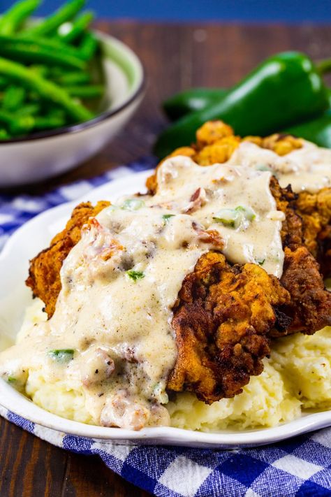 Chicken Fried Steak with Jalapeno Bacon Gravy Bacon Gravy Recipe, Jalapeno Bacon, Chicken Fried Steak Recipe, Bacon Gravy, Spicy Southern Kitchen, Cheap Meat, Stuffed Jalapenos With Bacon, Fried Steak, Southern Kitchen