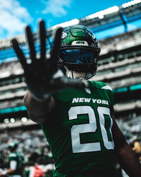 Let’s have a day! | Instagram New York Jets Wallpaper, Jets Wallpaper, Cool Football Pictures, Jet Fan, Have A Day, Football Pictures, October 15, Football Wallpaper, New York Jets