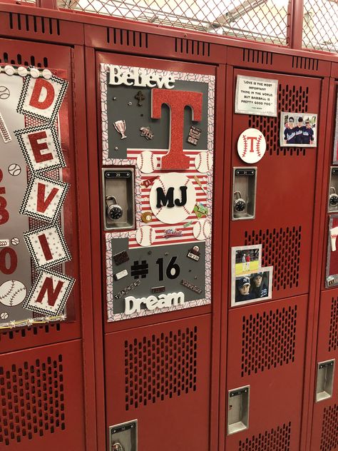 Baseball Locker Room Decorations, Baseball Locker Decorations, Volleyball Locker Decorations, Volleyball Picture, Locker Room Decorations, Volleyball Locker, Senior Volleyball, Soccer Room, Baseball Banner