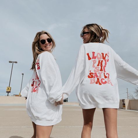 #phisig #sorority #aesthetic #tiktok Sorority Aesthetic, Board Night, Sorority Ideas, Pi Phi, Sorority Girl, Aesthetic Tiktok, Alpha Phi, Cute Poses, Sorority